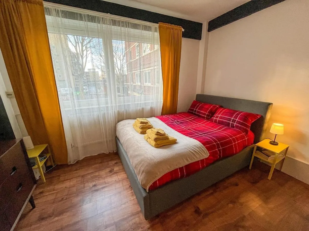 Studio Close To Tower Bridge London 0*,  United Kingdom