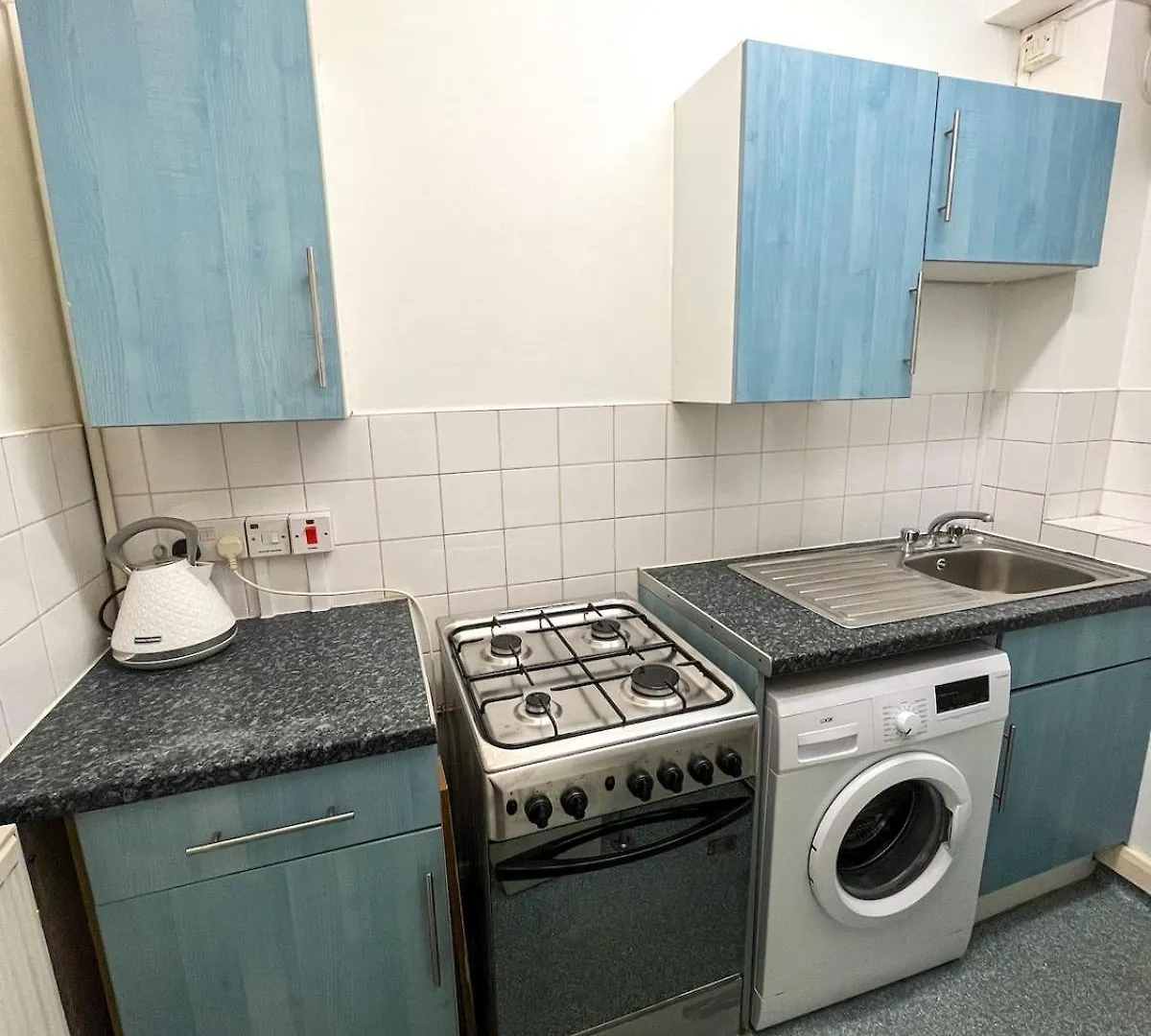 Studio Close To Tower Bridge London